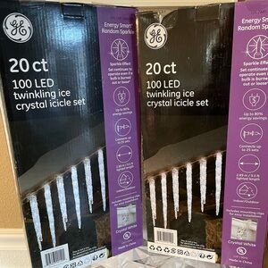 GE 20 Count 100 LED Twinkling Crystal Icicle Lights NEW Set of 2